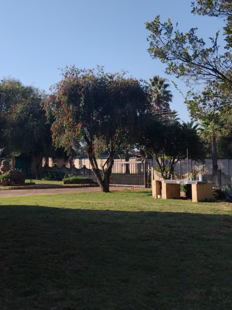 4 Bedroom Property for Sale in Deneysville Free State